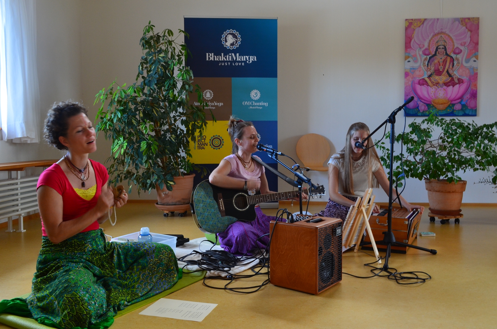 Mantra singen & Konzerte Galerie Zentrum The White Horse